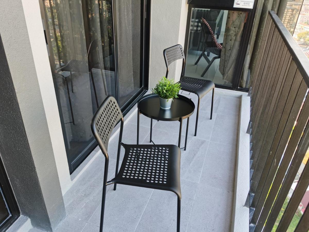 Beacon Exec Suites# Msg Chair#Disney Hotstar George Town Exterior photo